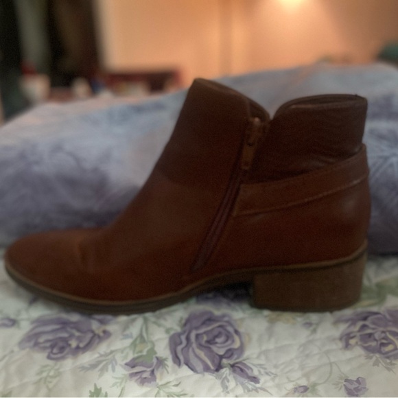 Stylish Brown Booties - Picture 13 of 16